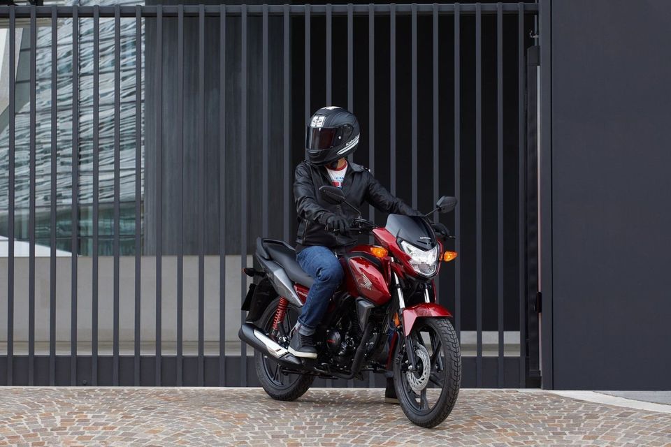 -15% HONDA CB125F Rot *Tageszulassung* in Winnenden