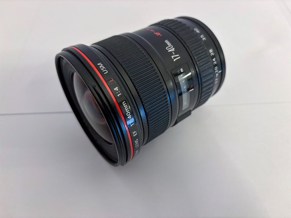 Canon 17-40 mm EF F4.0 L USM Zoom-Objektiv in Rüsselsheim