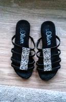 Sandalen Pantoletten S.Oliver schwarz mit Glitzer Hessen - Bad Homburg Vorschau