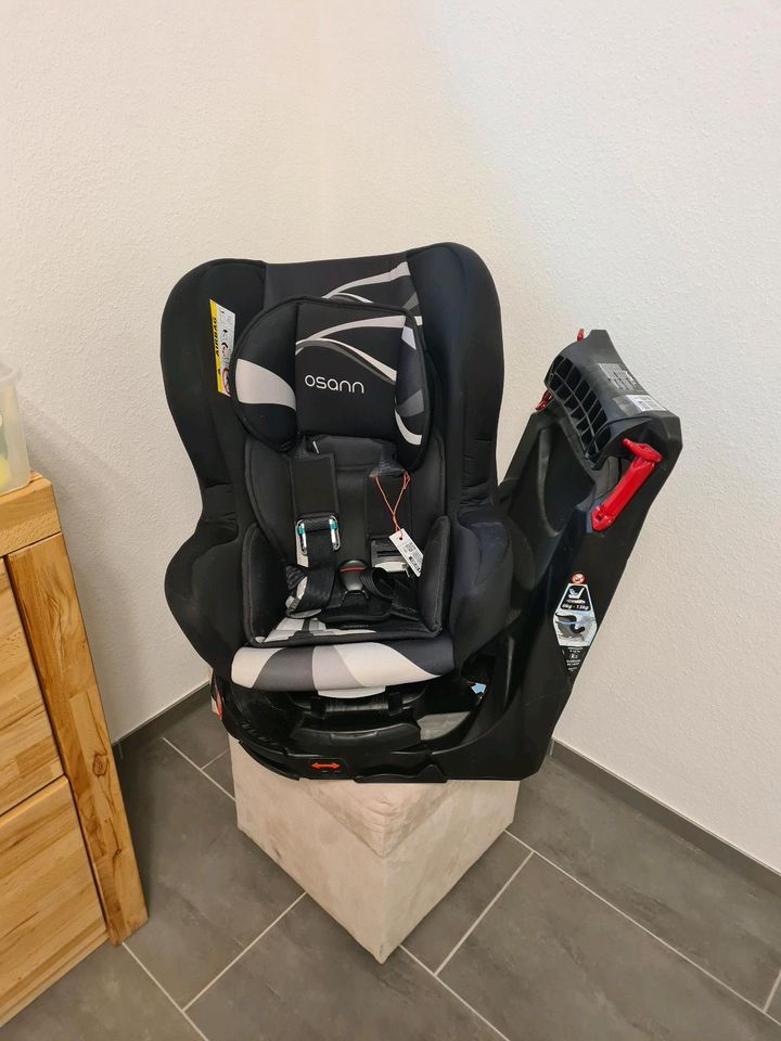 Kindersitz Osan schwenkbar kein isofix in Ilsfeld