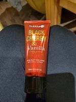 Bubble t Black cherry & vanilla Body scrub Brandenburg - Neuruppin Vorschau