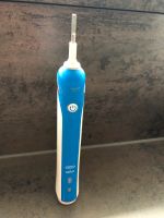 Oral-B Handstück PRO 3400, Bürstenköpfe, div. Zubehör Nordrhein-Westfalen - Herten Vorschau