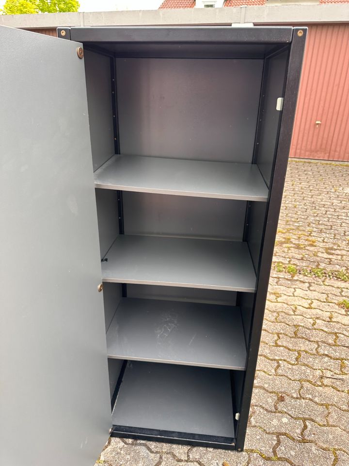 FLÖTOTTO – Containerschrank in Grau in Karlsruhe