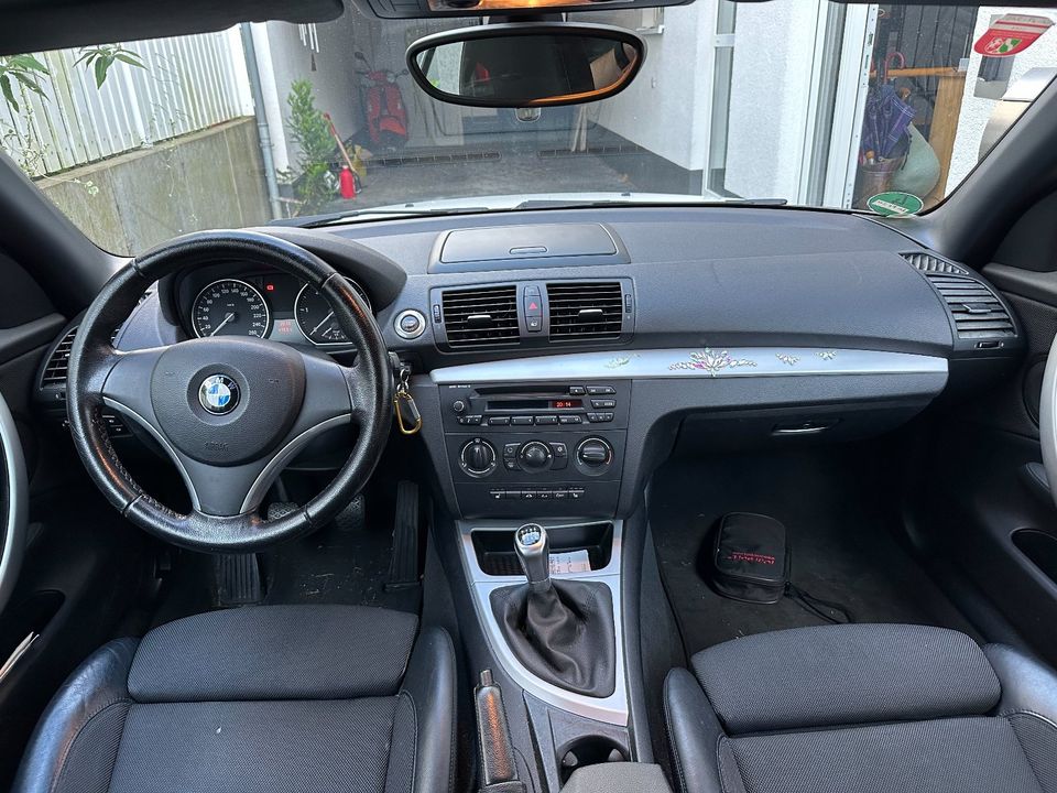 BMW 1er Cabrio in Bonn