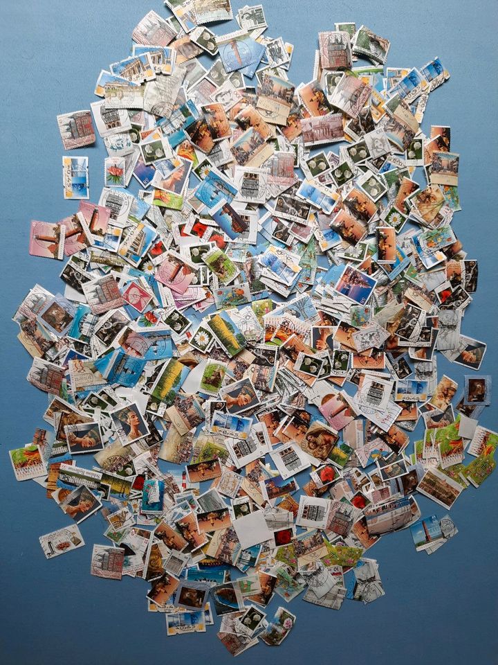 Briefmarken BRD mindestens 1000 Stück in Espelkamp