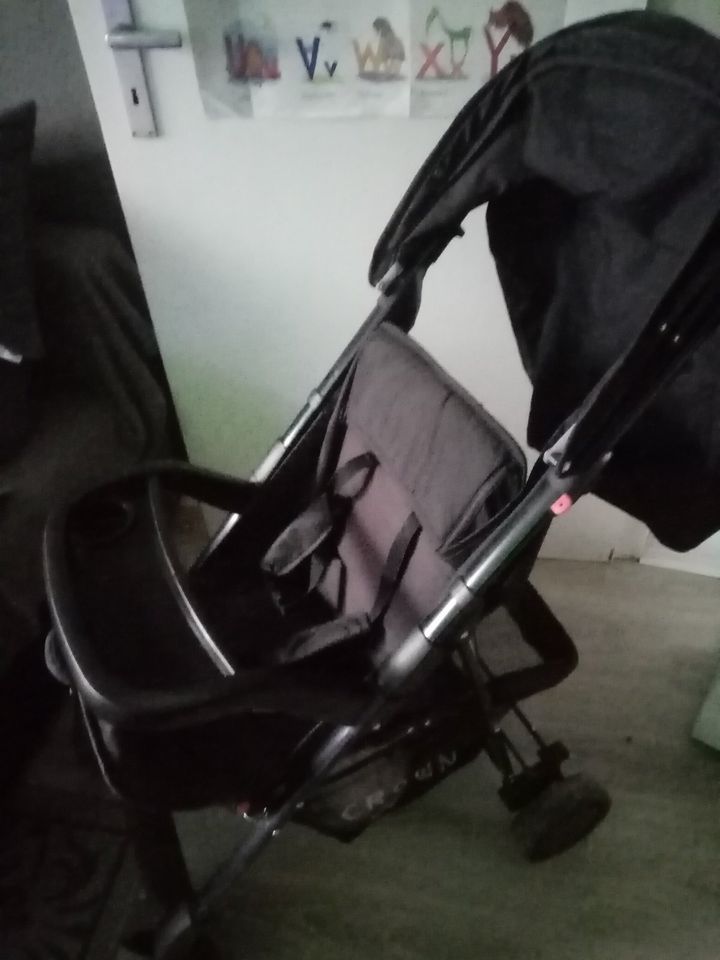 Baggy Kinderwagen in Esch