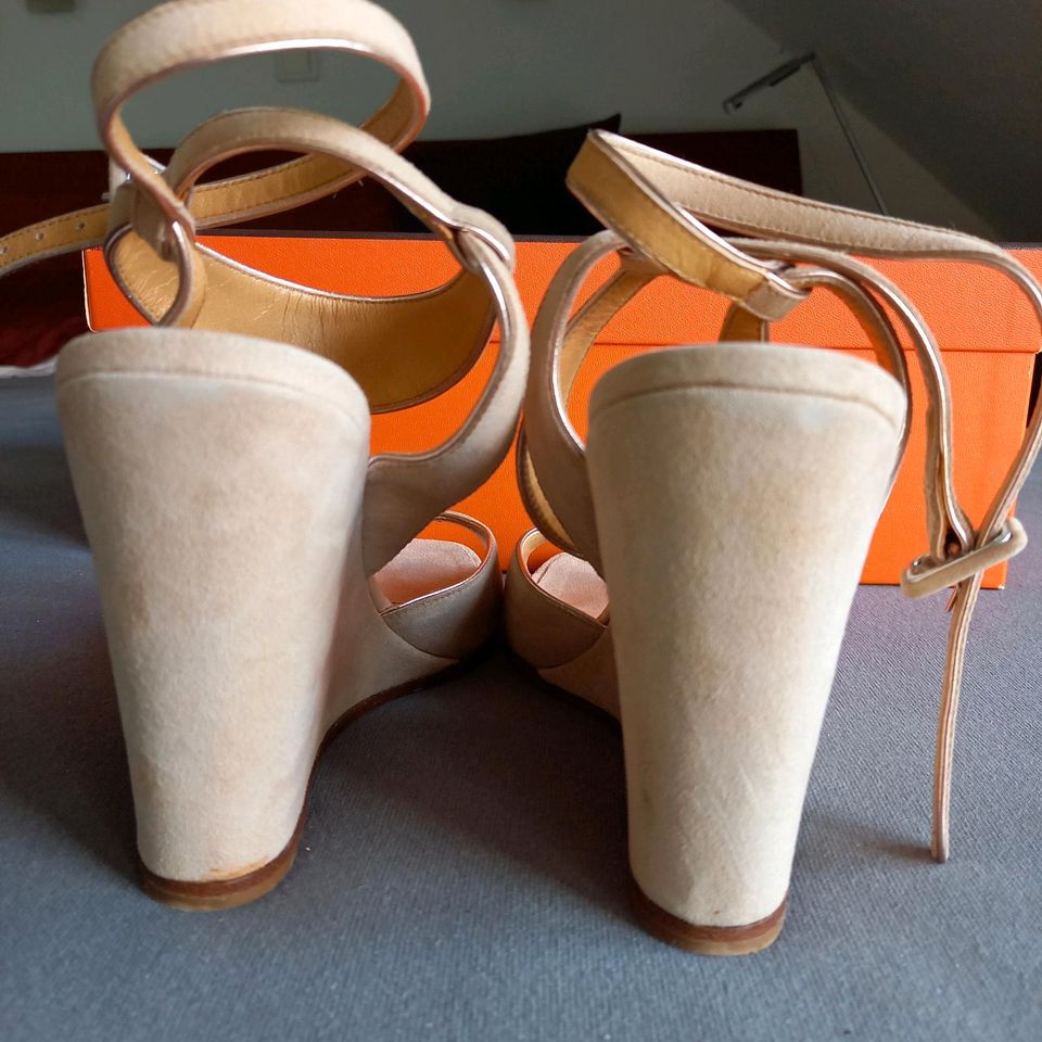 Hermes Hermès Neu wertig Sandalen Wedges Wildleder 38 in Köln