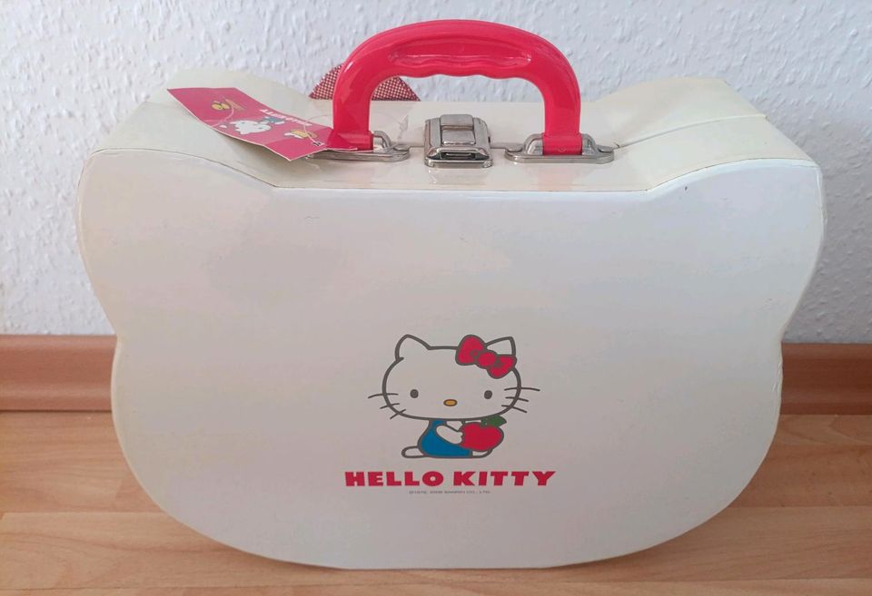 Sanrio original Hello Kitty Koffer Tasche aus Pappe Rar! Vintage in Düsseldorf