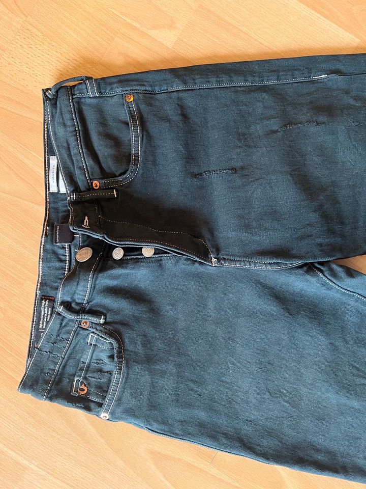 True Religion Jeans STARR high rise Größe 27, neu in Buttenwiesen