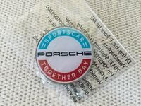 Original PORSCHE SPORTSCAR TOGETHER DAY Pin Anstecker 7mm Nordrhein-Westfalen - Engelskirchen Vorschau
