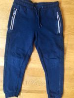 coole Hose Baggy Jogginghose 110 116 pull on Jogger Sporthose Stuttgart - Stuttgart-Süd Vorschau