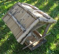 Holz-Vogelhaus+Bambusdach natur zum anhängen Parchim - Landkreis - Parchim Vorschau