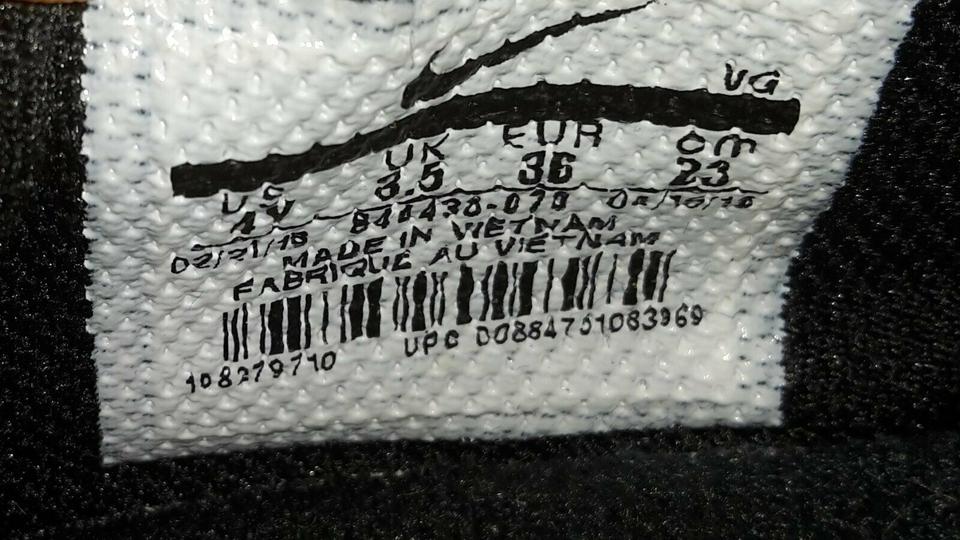 NIKE Kinder Turnschuhe / Kinderschuhe, Gr. 36  - aus 1. Hand in Stadtbergen