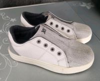 Kinder Sneakers / Schuhe gr. 28 - 29 Baden-Württemberg - Wendlingen am Neckar Vorschau