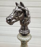 Klassische pfostenkappen pferd figur gartenfigur Nordrhein-Westfalen - Brüggen Vorschau