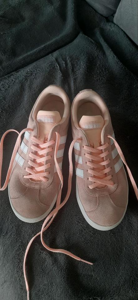 ADIDAS VL Court 2.0 echtes velours Leder gr. 38 3/4 wie NEU in Parsau