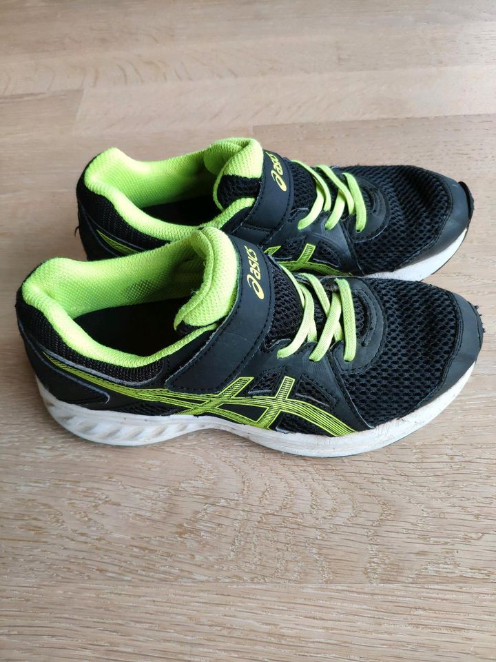 Asics Schuhe Sportschuh Laufschuh Gr. 35 in Sindelfingen