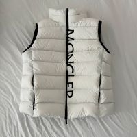 Moncler Weste Duisburg - Rheinhausen Vorschau