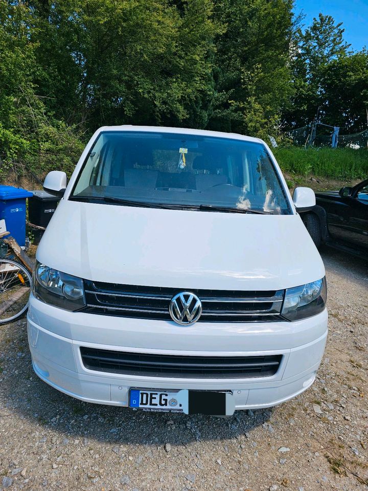 VW Multivan T5 140 PS in Deggendorf