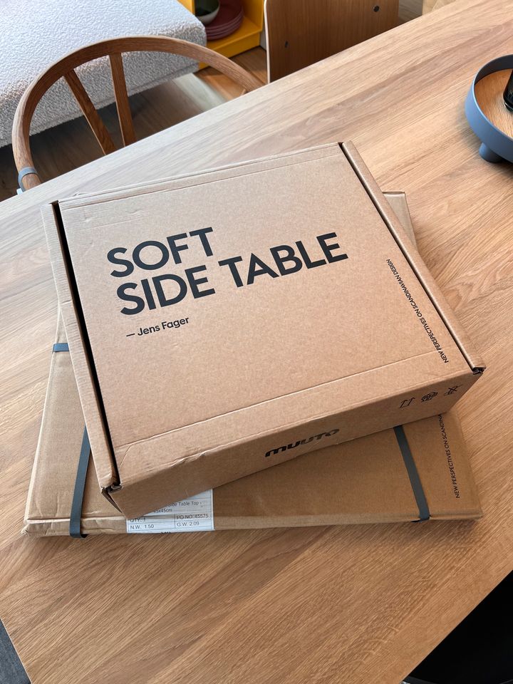 Muuto Soft Side Table, Beistelltisch, Tisch, Weiß Eiche in Herford