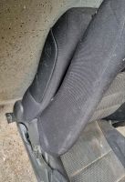 Verschenke 2 alte Autositze ohne Kopfstütze mit Airbag Nordrhein-Westfalen - Willich Vorschau