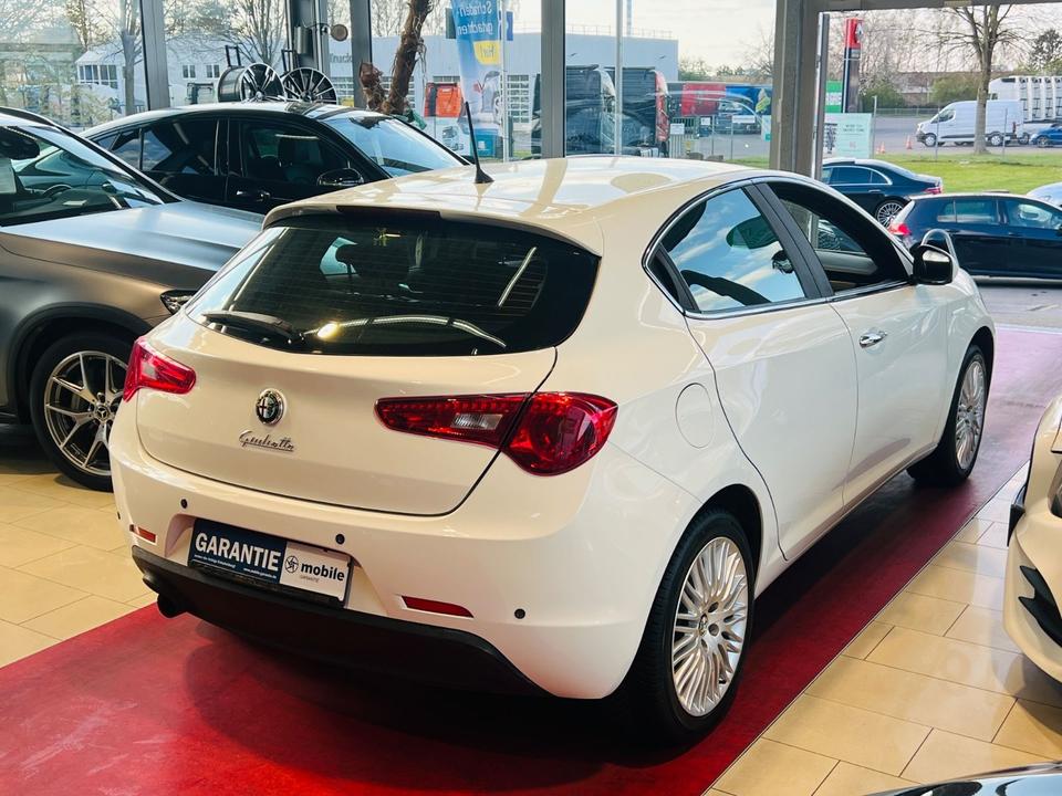 Alfa Romeo Giulietta Turismo|2.HAND|KLIMA|ALUFELGEN|EURO6 in Essen