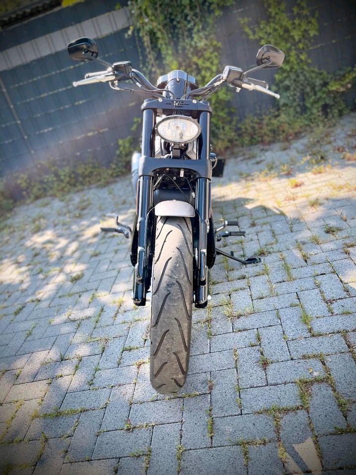 Harley-Davidson Night-Rod Special 1.Hand 2016 5HD 4975km V in Duisburg