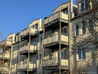 RE/MAX Karlsfeld  Vermietetes 1 Zimmerappartement mit Balkon in ruhiger Lage Bayern - Karlsfeld Vorschau