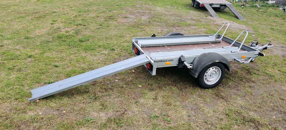 HM 102212 Mieten Motorradtransporter Vermietung Trailer leihen in Oberkrämer