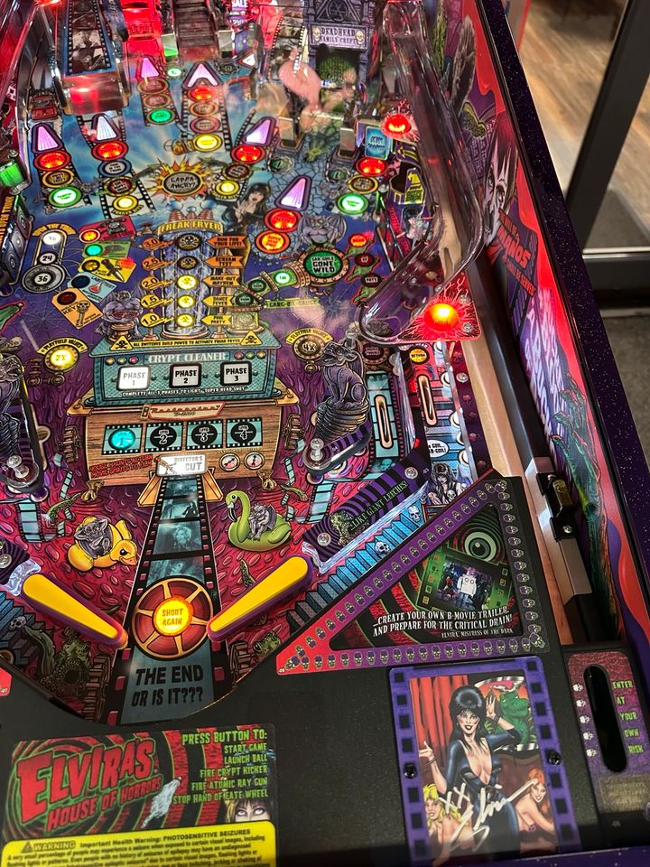 Flipper - Pinball Stern Elvira House Of Horrors 40 Years  1/199 in Gronau (Westfalen)