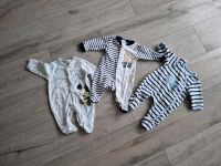 Schlafanzüge Frühchen Newborn Baby 50 Nordrhein-Westfalen - Solingen Vorschau