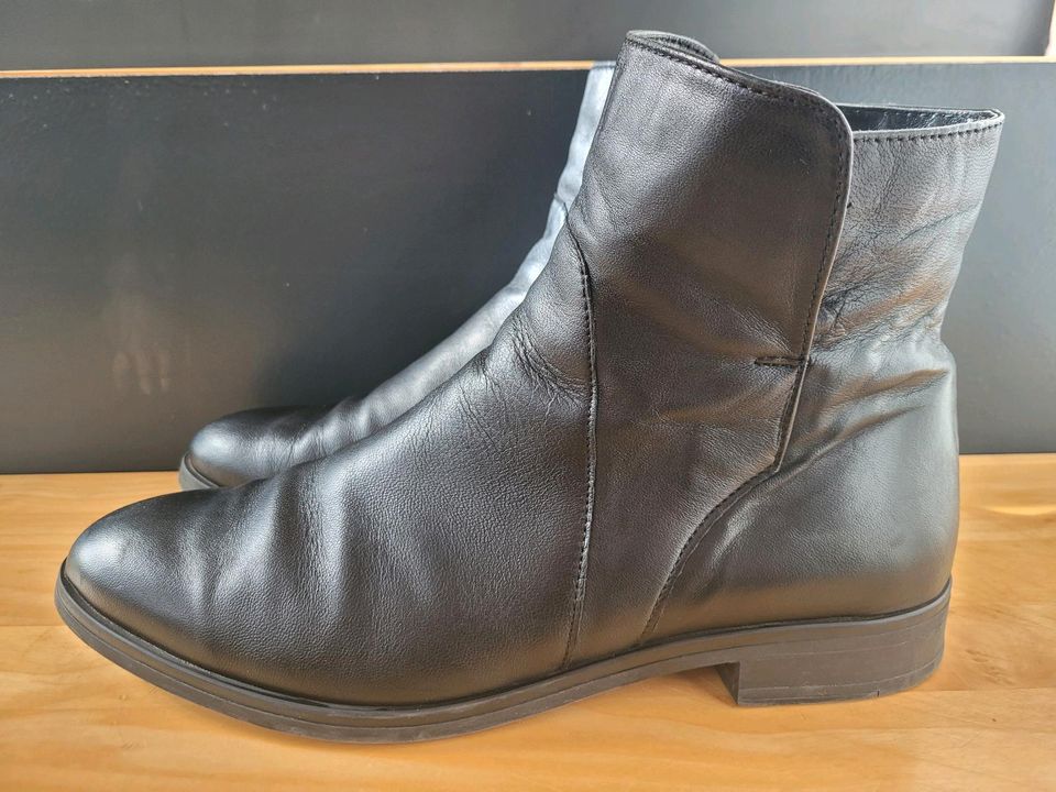 Tamaris Stiefelette Gr. 42 in Hirschberg