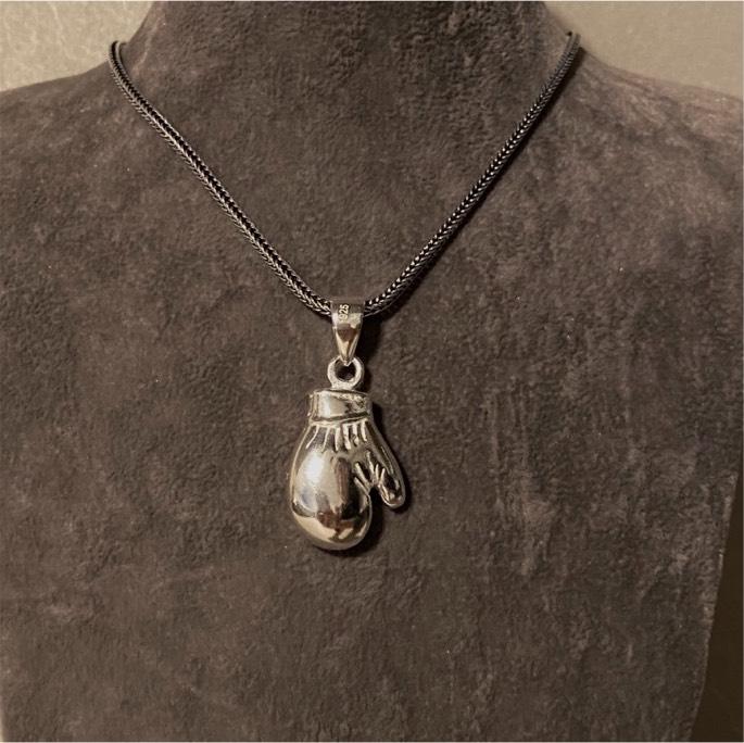 Silber Box Handschuh Anhänger Herren Kette Schmuck in Düsseldorf