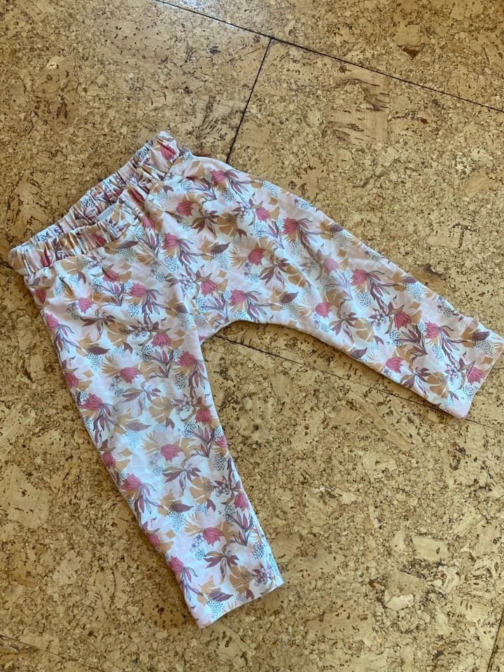 Süße Leggings von Noppies 74 2€ in Reutlingen