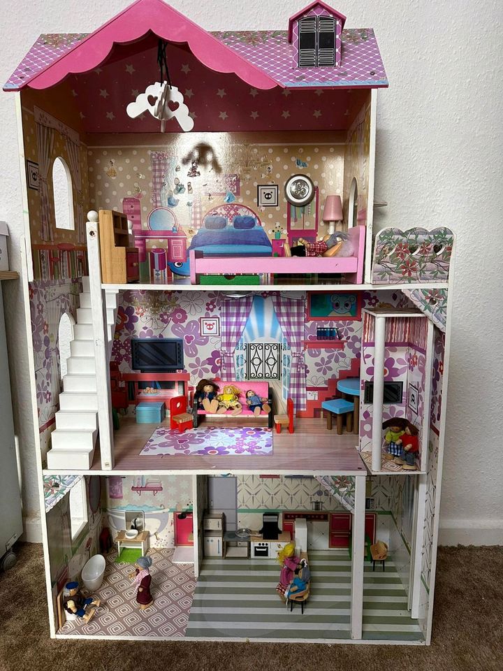 Barbie Puppen Haus in Hamburg