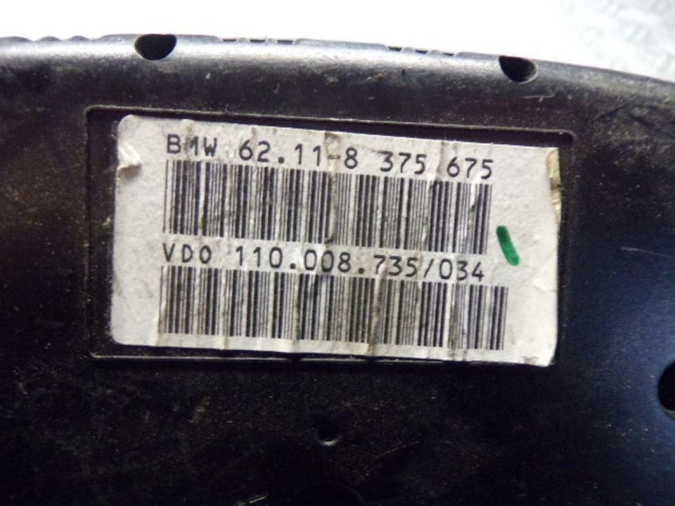 BMW E39 5er Tacho Tachoeinheit Kombiinstrument 62118375675 in Gelsenkirchen