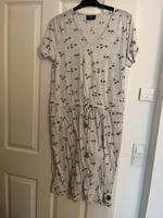 Sommerkleid Gr.44 Brandenburg - Nauen Vorschau