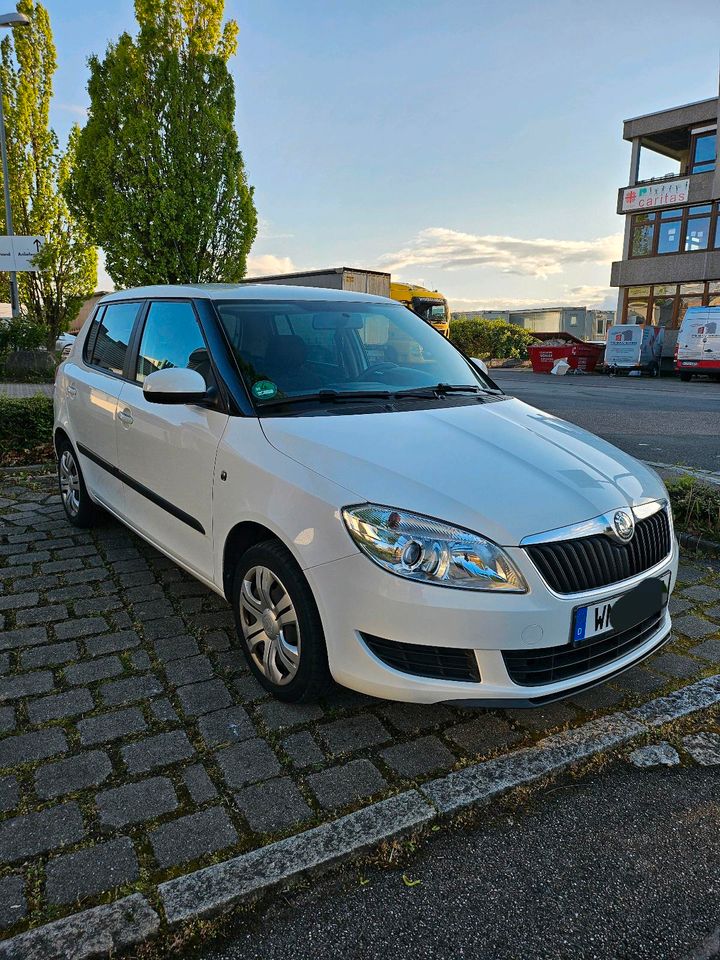 Skoda Fabia 1.2 TSI *Scheckheft* in Korb