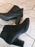 Damenschuhe Wuppertal - Oberbarmen Vorschau