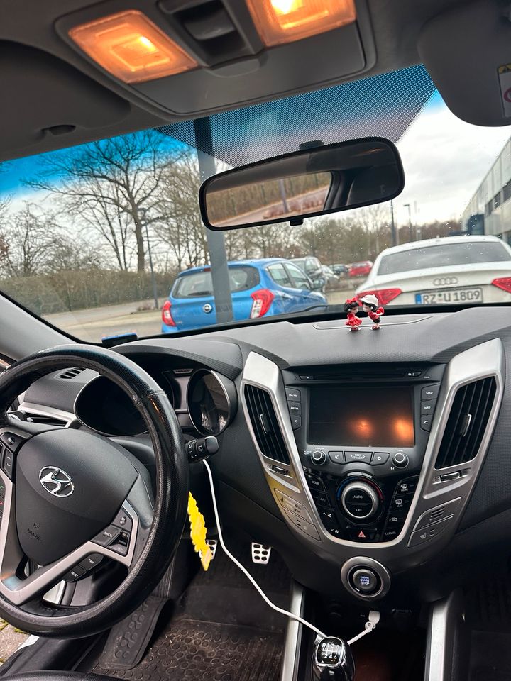 Verkaufen oder Tauschen Hyundai Veloster Weiß Premium in Barsbüttel