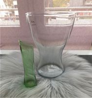 2x Glas Vase Deko Vasen klar & grün Nordrhein-Westfalen - Brühl Vorschau