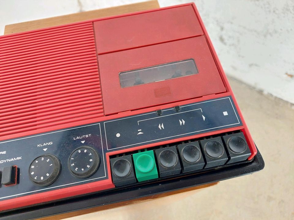 Vintage Sonett Radio Tapedeck Kasettenspieler Retro in Berlin