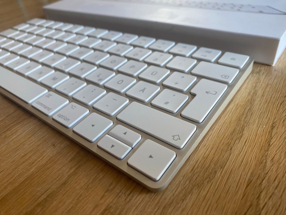 Apple Magic Keyboard Tastatur QWERTZ A1644 in Kiel