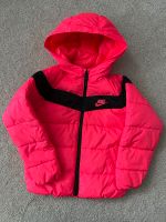 NIKE Übergangsjacke Pink 5-6J- 110-116cm Nordrhein-Westfalen - Frechen Vorschau