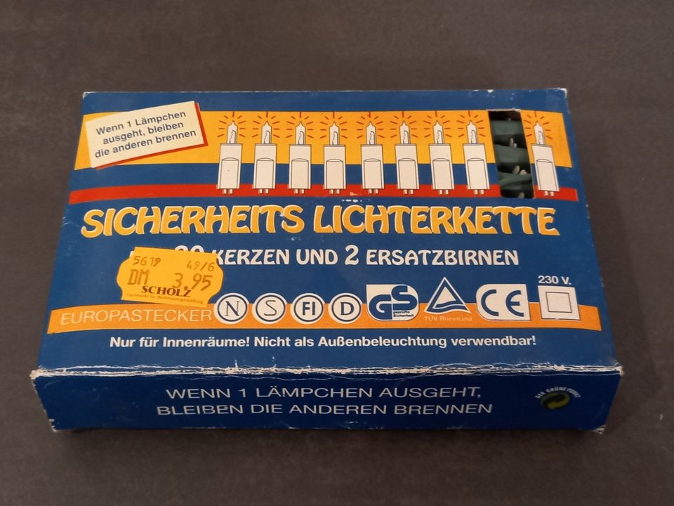 Lichterkette mit 20 Kerzen und 2 Ersatzbirnen in Südbrookmerland