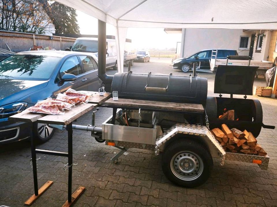 XXL BBQ Smoker Verleih in Griesheim