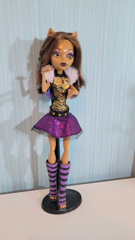 Clawdeen Wolf Ghouls Alive Monster High Barbie Puppe in Kiel