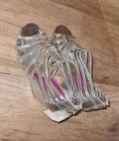 Neu Miss Sixty Absatzschuhe Gr. 38 High Heels Sandalen Pumps Sachsen - Markranstädt Vorschau