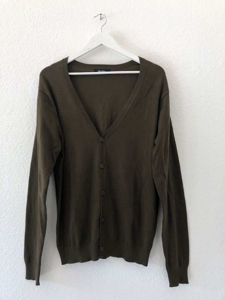 Bershka Zara Pull & Bear Pull and Bear Shirt Pulli Cardigan L in Köln