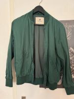Twothirds dunkelgrüne Jacke in Gr.S 100% Baumwolle Leipzig - Altlindenau Vorschau